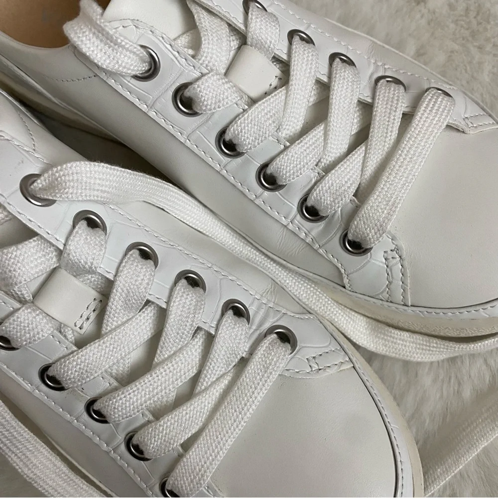 VIONIC Winny White Leather Croc-Embossed Comfort Sneakers | 6.5 - Picture 8 of 9